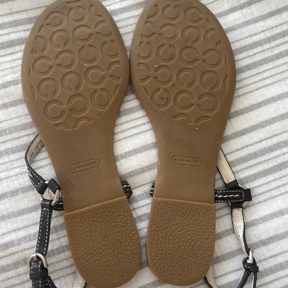 Black leather coach sandals with silver hardware Dash size 8 1/2 - Picture 3 of 4